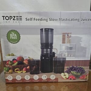 TOPZEE Black Slow Masticating Juicer